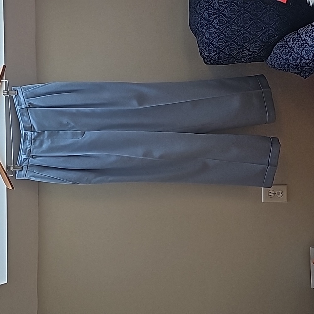 Like new talbots petites 4 blue wool pants